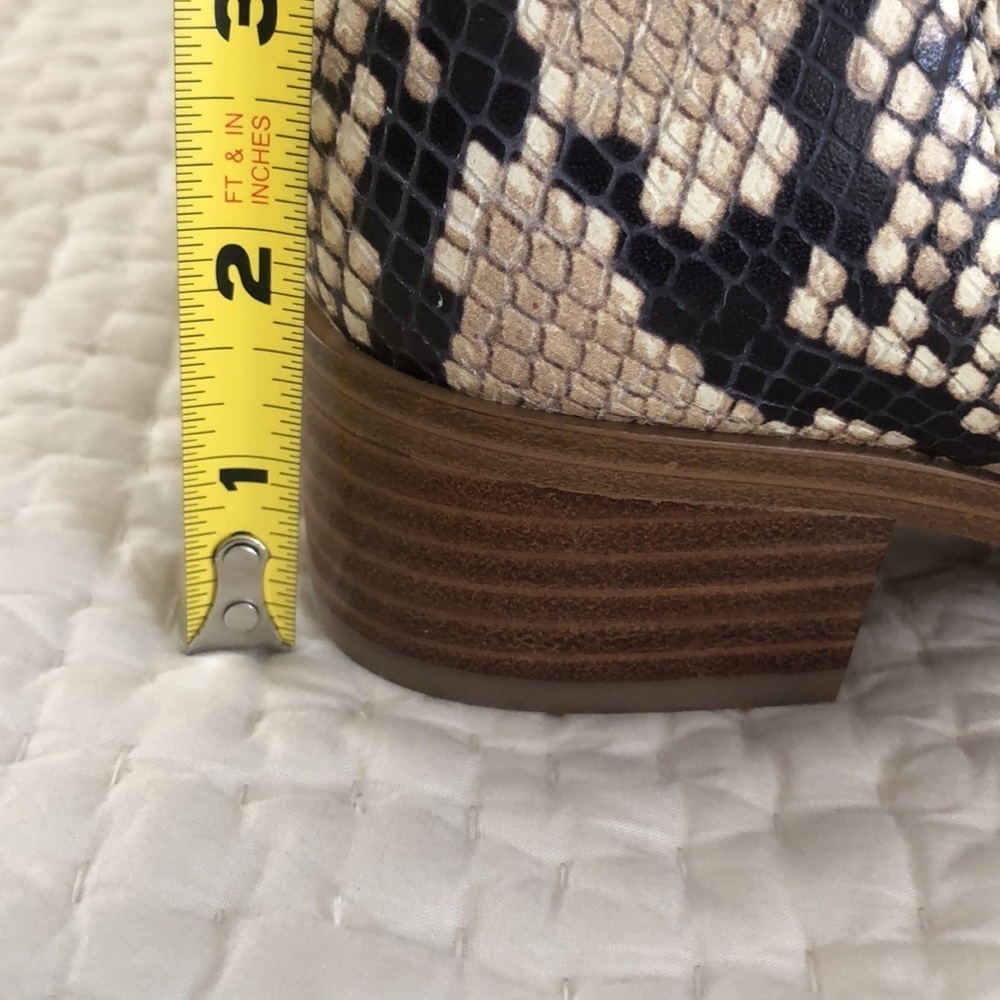 Marc Fisher Yale Chelsea Snake Print Leather Bootie Size 6 NWT - Picture 14 of 16
